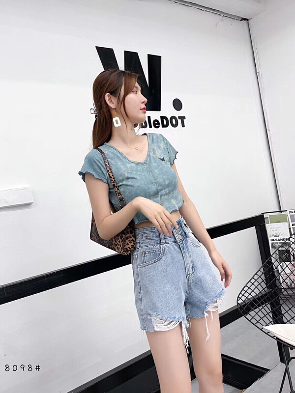 [thousand degrees] Korean three button high waist perforated denim shorts 8098# LSW