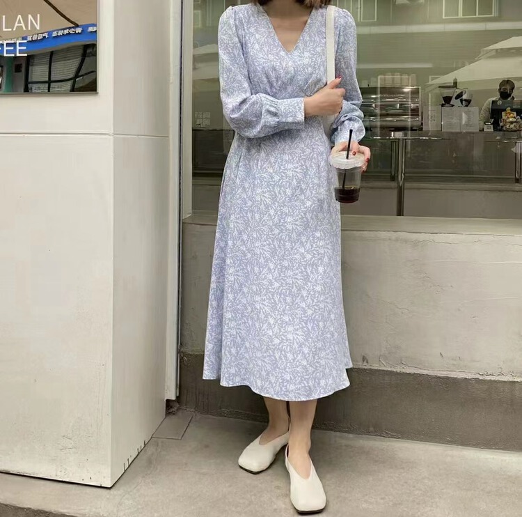 New in early summer! [Ken AI] V-neck thin floral dress 0995# XJ