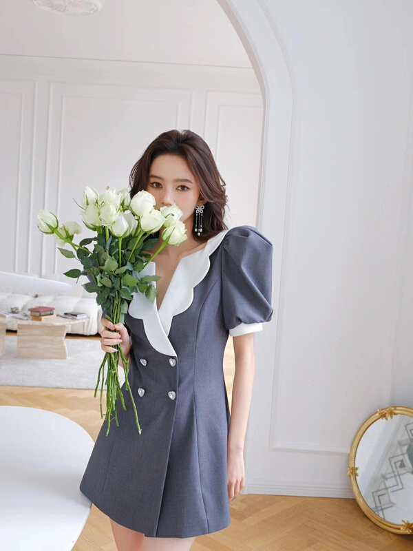 New in early summer! [ala] a fashionable white petal collar dress designed by a minority l1298a# JJ
