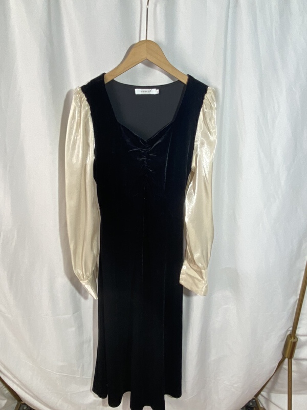 New in early summer! [Yi show shop] soft stitching design dress 1007# Cl