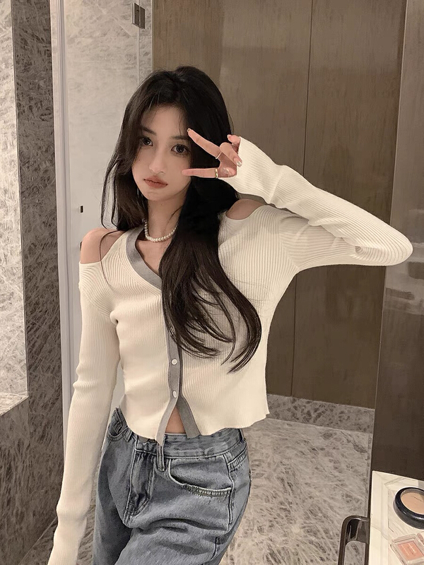 New year in early spring! [smile baby] Korean color contrast design Vintage knitted cardigan b2608# WPL