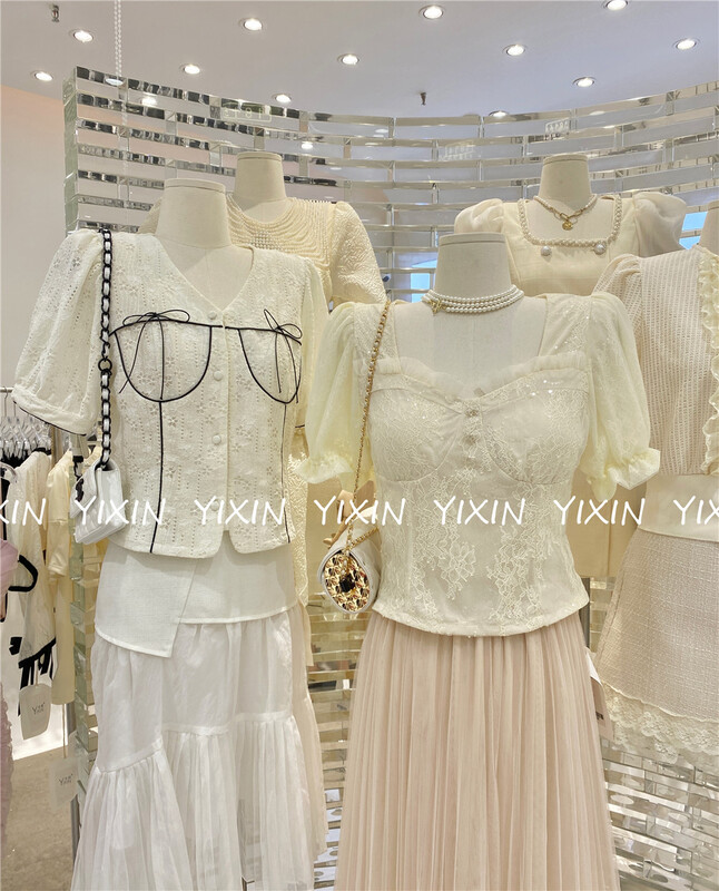[Yixin] Korean version gentle square neck Sequin shirt 2262# zxx