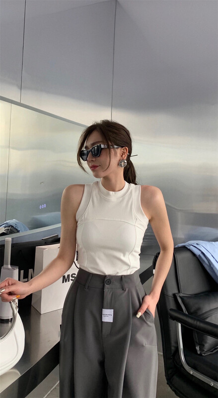 Early spring! [INSS] simple and small round neck thin vest (chest pad cannot be removed) 60803# LSL