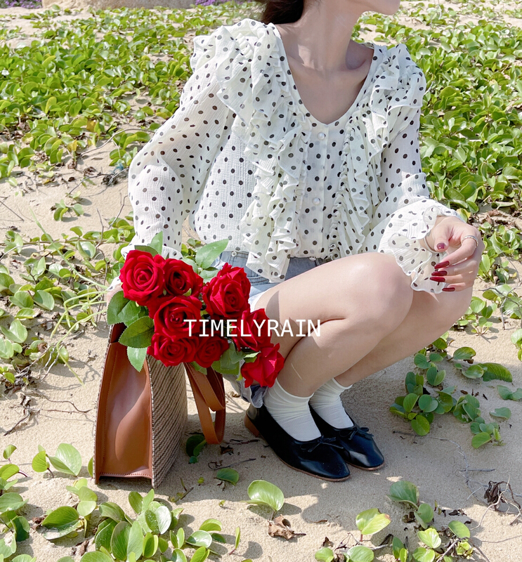 [timely rain] Han Feng ins sweet temperament commuting lotus leaf collar loose and versatile wave Dot Shirt 01159# jhy