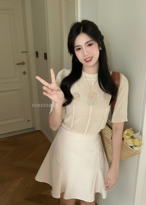New in early summer! [forever23] sweet and gentle flower sweater 3623# hjy