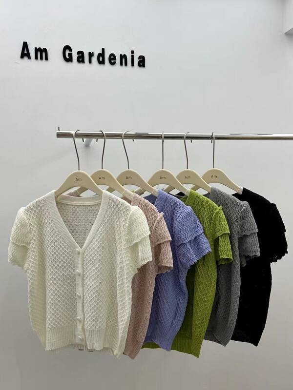 New in early summer! [neeko] Korean Short Sleeve V-neck knitted cardigan 22040# PCZ