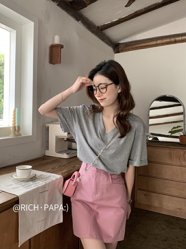 [rich Papa] Korean V-neck clean color versatile short sleeve T-shirt t289# zxx