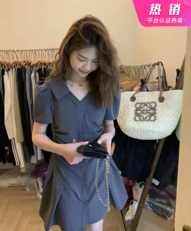 [wgwe] French temperament advanced sense V-neck bubble sleeve Pleated Dress 1835# PCZ