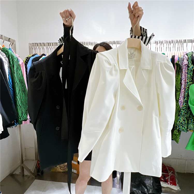 New year in early spring! [open] bubble sleeve versatile double breasted jacket (with belt) 8678# XYJ