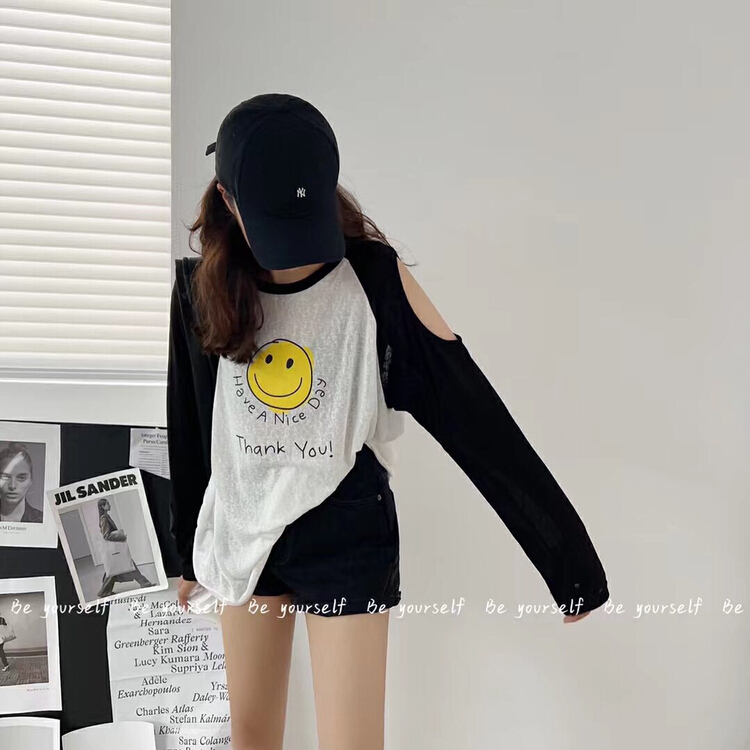 [be your self] Korean style off shoulder and smiling face sunscreen shirt t66172# LSL