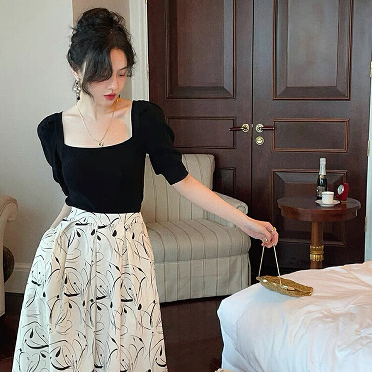 [jun.t] French retro bubble sleeve square neck T-shirt + flower fashion skirt set 5819# PCZ