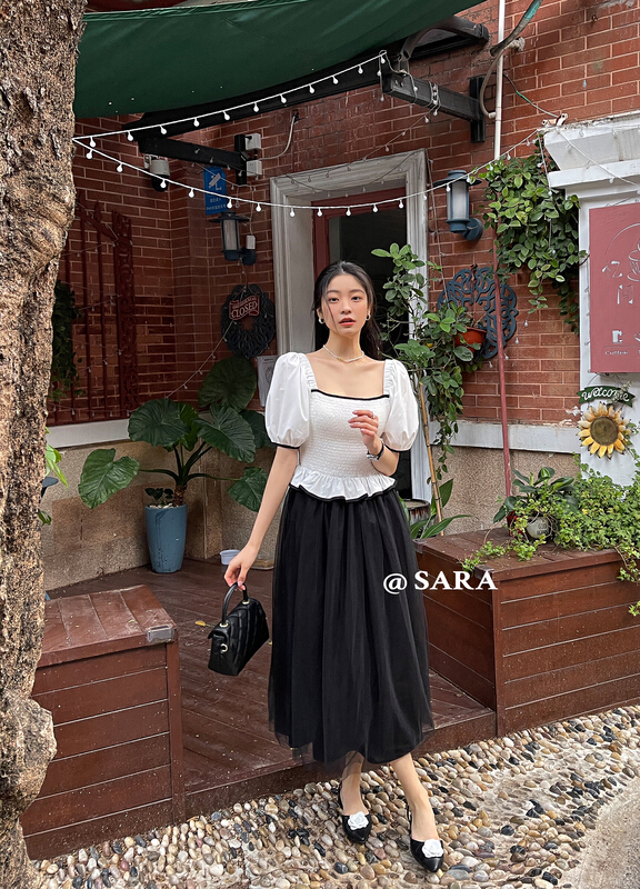 New in early summer! [Sara] sweet aging leave two dresses 16892# lwy