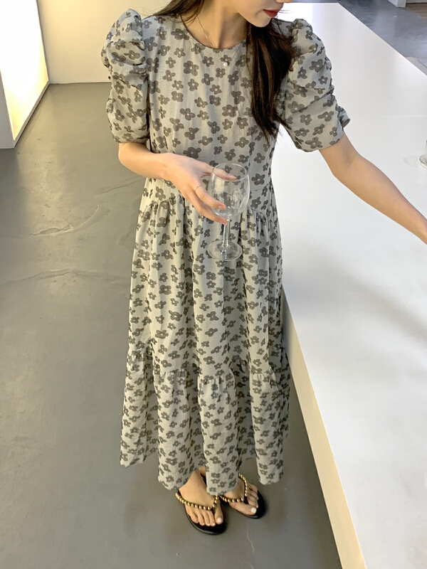 New in early summer! [new open] French bubble sleeve floral design backless dress xl22672# zxl
