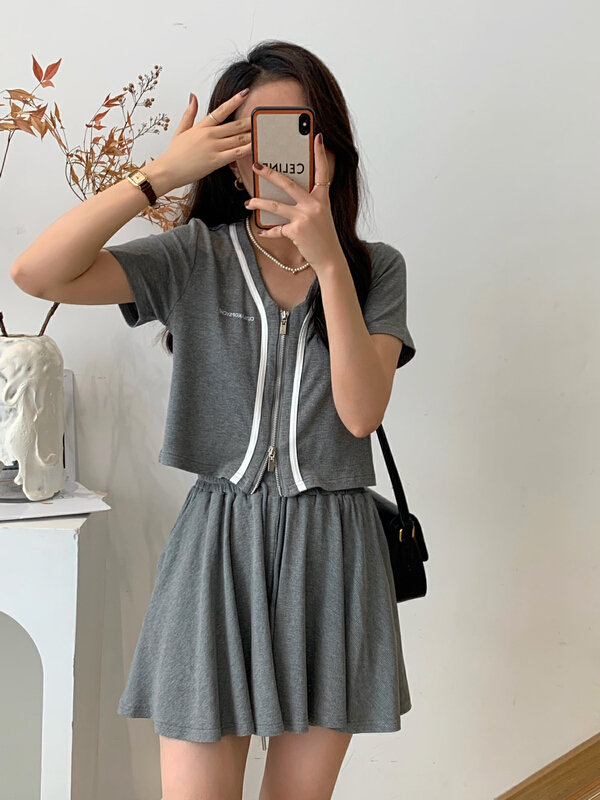 New in early summer! [victory. 2] Korean pure color knitted cardigan + high waist slim Shorts Set b550# WPL