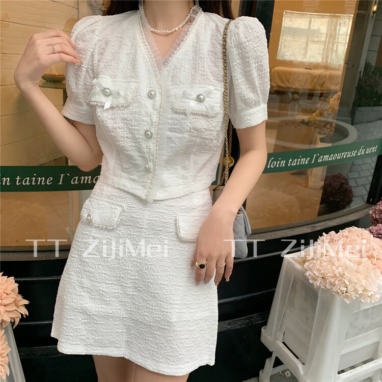 New year in early spring! [self beauty] temperament small woman shirt + lady skirt suit 6189# hjy