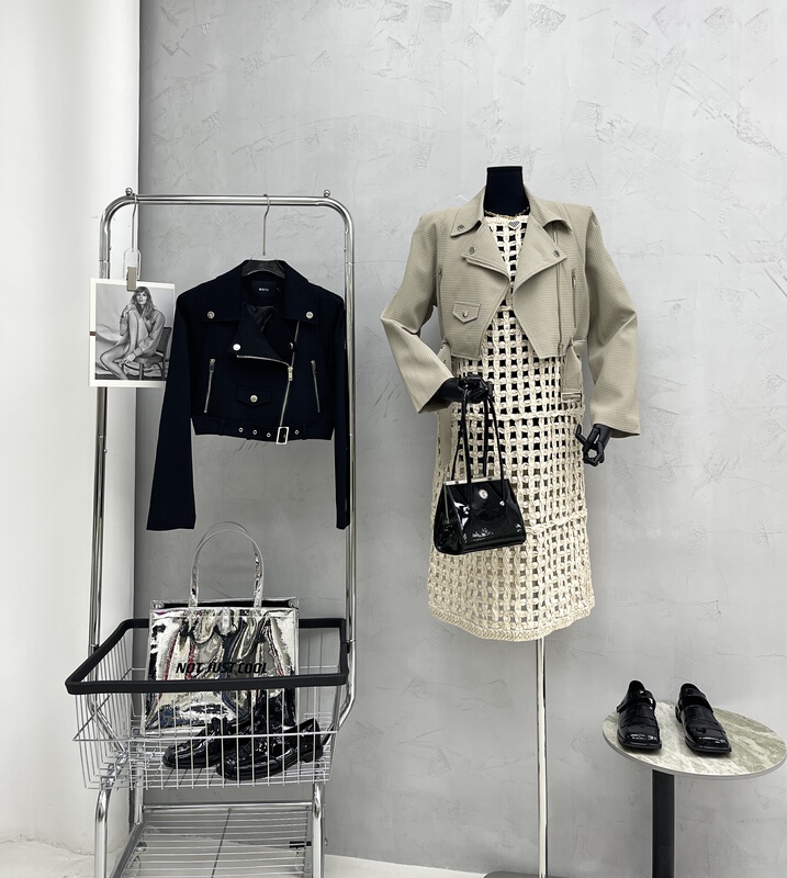 Cxdhh / new in early spring! [white] Korean zipper clean color short coat ys1-xc9-w-10219# WPL