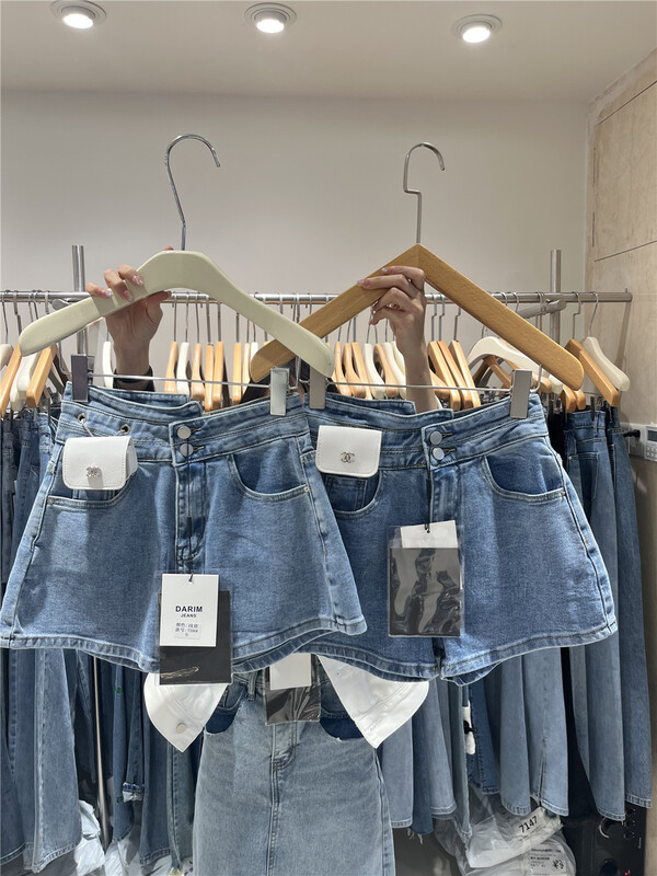 New year in early spring! [o not 1] simple, personalized and versatile denim shorts (excluding bags) t396# LSW
