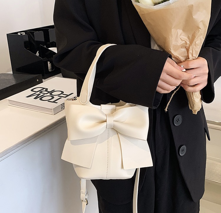 [yes] small and versatile bow tie messenger bag (with shoulder strap) 33306# ozq