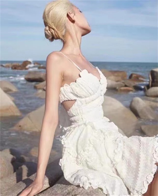 New in early summer! [Xiye] little woman solid color suspender short dress g1131# JJ