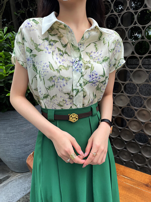 [Hanna Hanna] small shirt m10060# XJ with off shoulder sleeves showing thin temperament