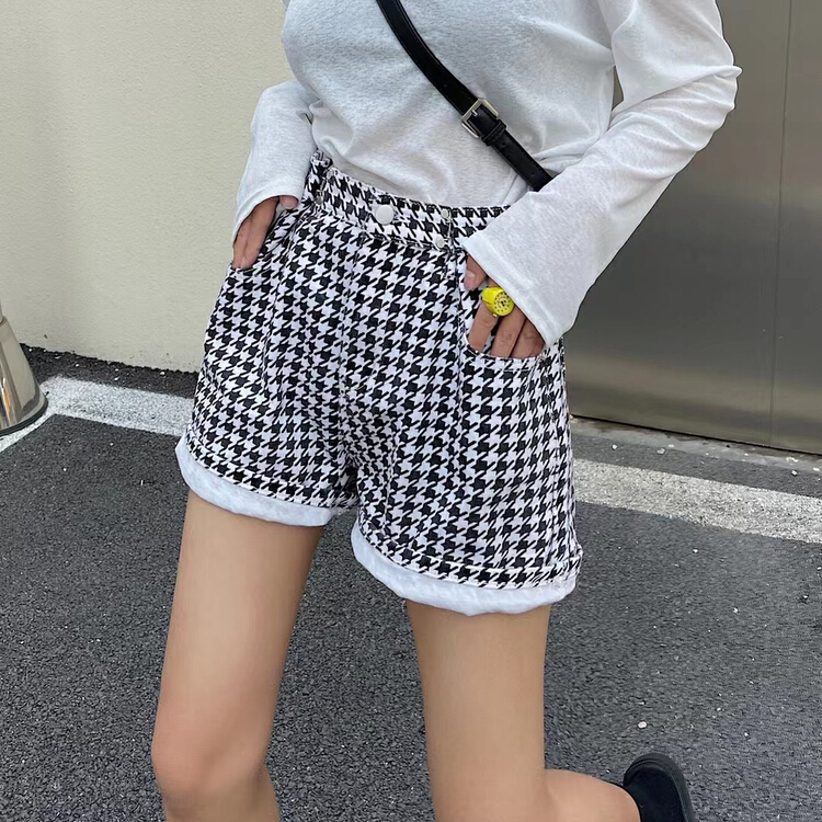 New in early summer! [a +] thousand bird check one button loose A-line denim shorts 718# WPL