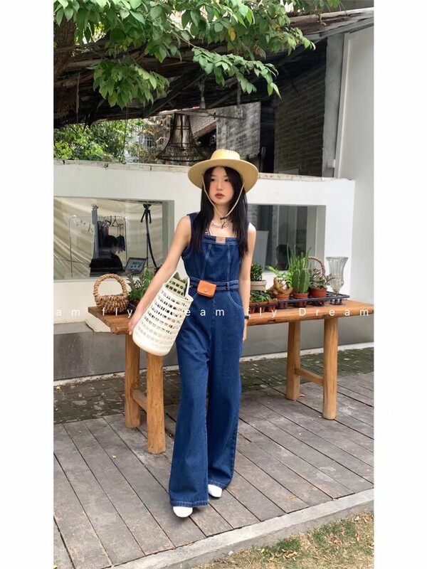goods in stock! [dream fly] Korean loose denim suspenders 61137# XJ
