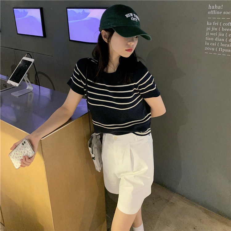 goods in stock! New year in early spring! [timely rain] Korean style ins loose and versatile casual stripe short sleeved sweater 21152# WPL