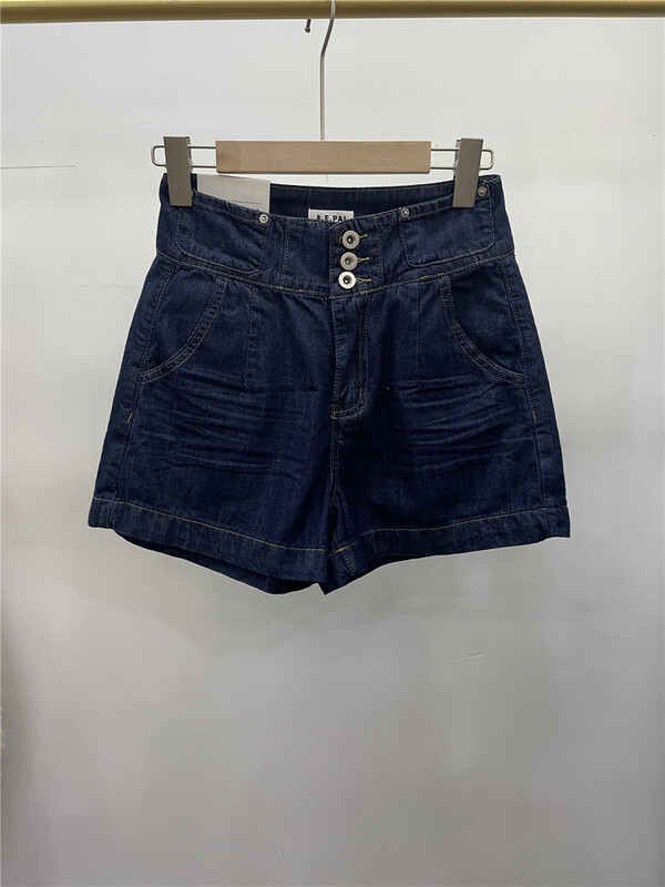 New in early summer! [aepjeans] niche design three button versatile denim shorts 33613# CLS