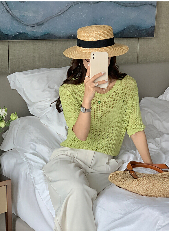 [the mind] simple solid color hollow out short sweater 71036# XYJ