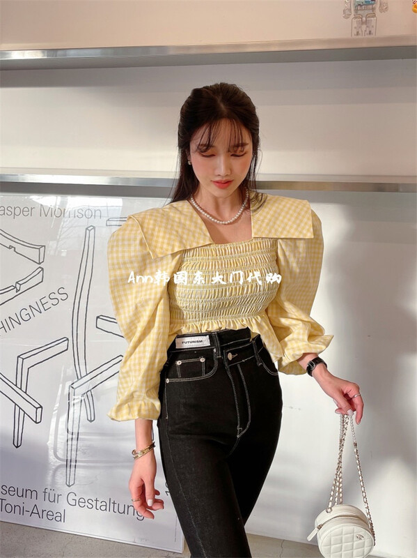 New year in early spring! [1. One] personalized large lapel Plaid bubble sleeve blouse 8025# WPL