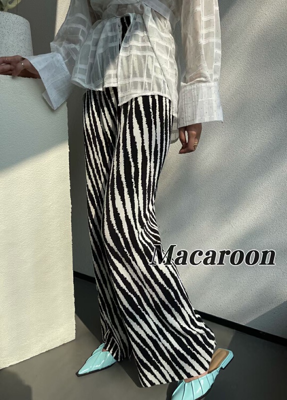 New year in early spring! [macaroon] Korean contrast striped loose crimped casual pants (pants only) 7722# PCZ