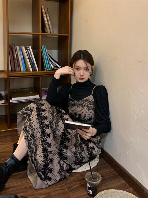 New year in early spring! [timely rain] Han Feng ins retro temperament sweet lace dress 59776# YYW