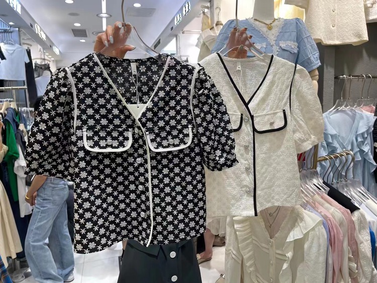 [Fai] fashionable single breasted versatile blouse (excluding necklace) 8760# ZZL
