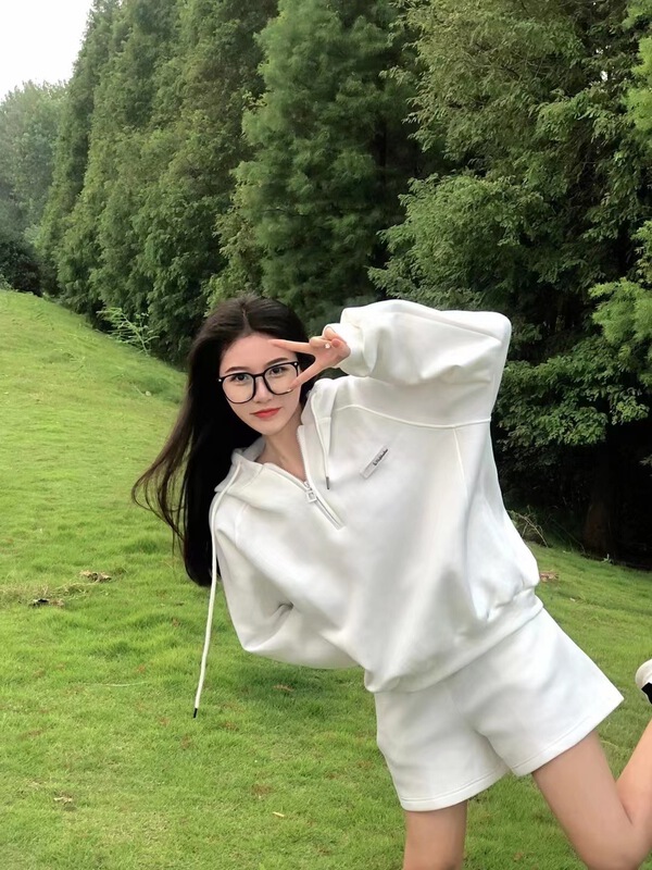 New year in early spring! [didi] Korean clean color Hoodie + casual Shorts Set 5035# zyh