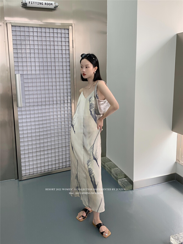 goods in stock! New in early summer! [DT class] sexy elegant Satin print suspender dress 4492# XYJ