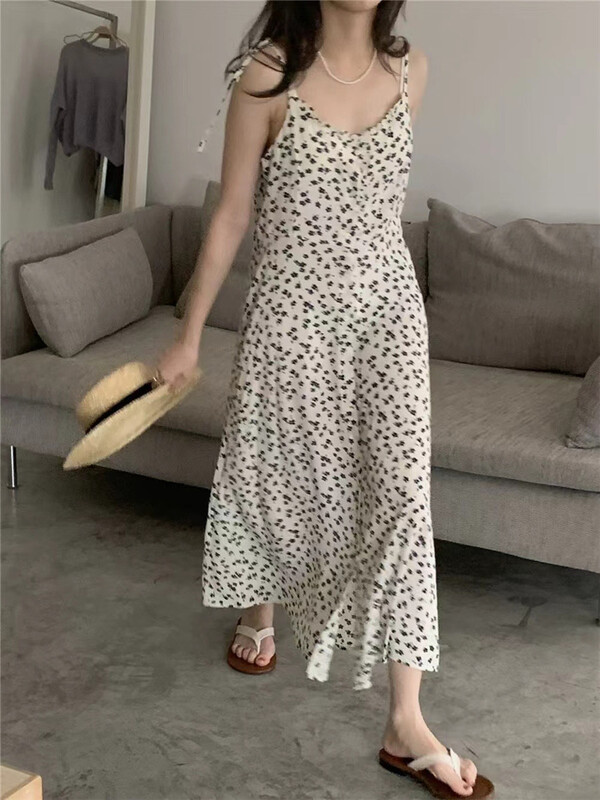 New in early summer! [hi] Korean lady floral suspender dress 9718# hjy
