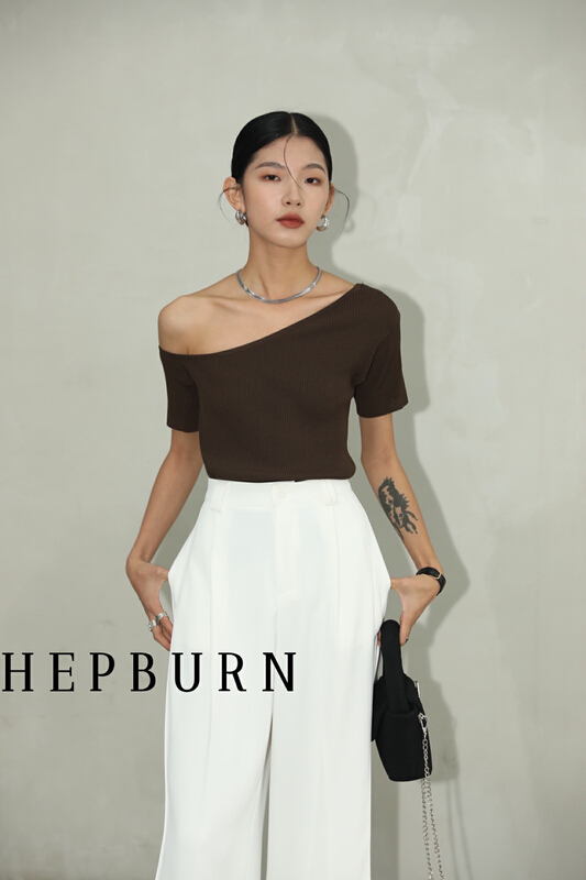 New year in early spring! [Hepburn Hepburn] slim and comfortable Korean shirt 8805# L
