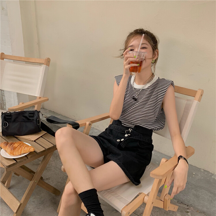 [timely rain] Korean style ins design, casual hollow out color matching loose vest / sling 21574# WPL