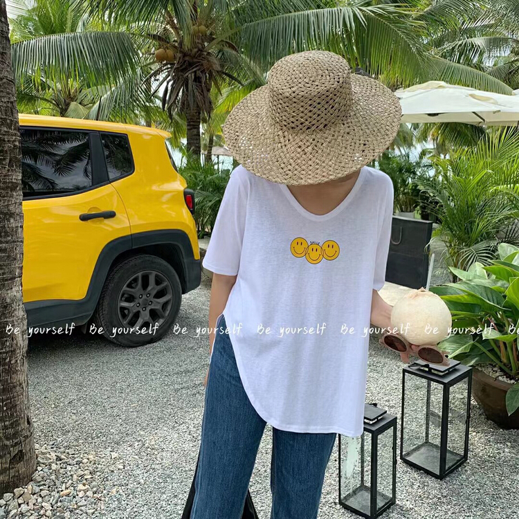 New in early summer! [be your self] Korean version versatile smiling face diagonal slit short sleeve T-shirt t66120# LSL