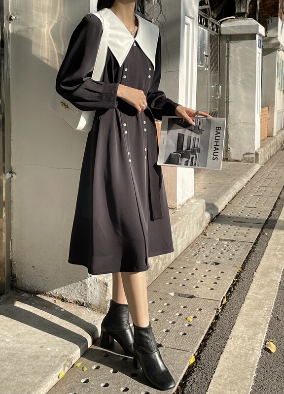 New year in early spring! [context sense] Navy neckline with slim temperament age reducing dress (with belt) mnc711# CLS
