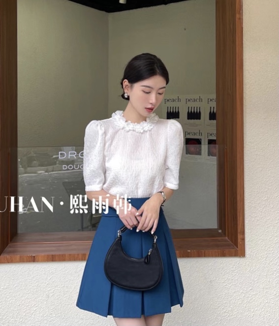 New in early summer! "Xiyuhan" French bubble sleeve beaded shirt Y861# ZXX