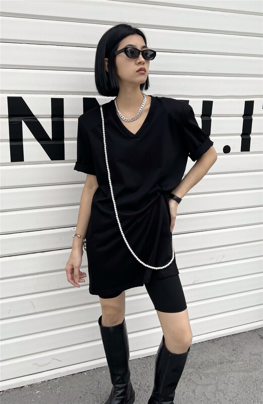 [s dew dew] Korean pearl chain solid color shoulder pad V-neck short sleeve T-shirt (with detachable chain) 8151# WTT