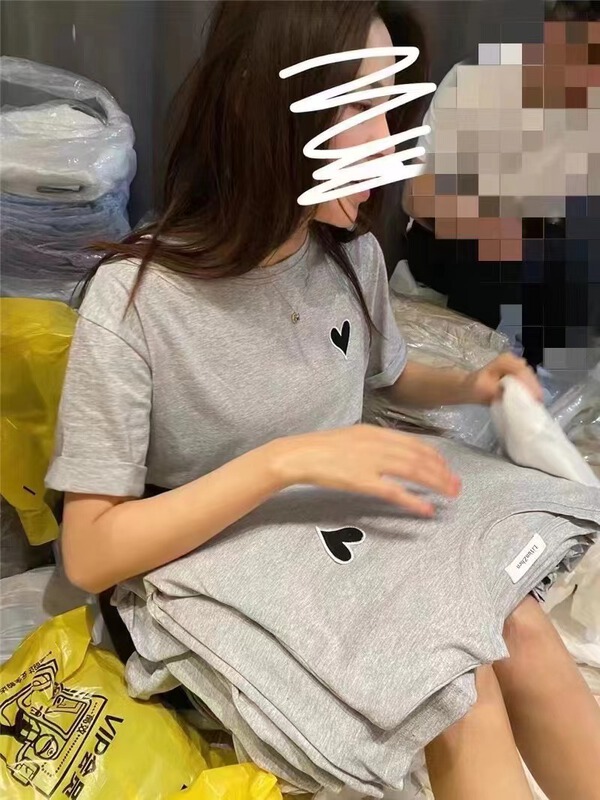 [misu +] round neck Pullover love embroidery short sleeve T-shirt 80520# ZZL