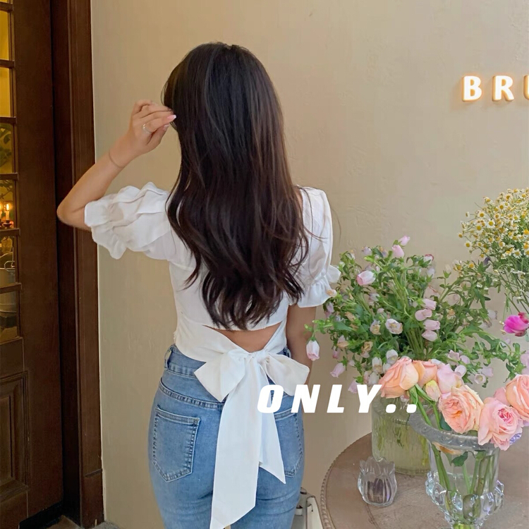 [only] one row button design square neck open waist strap short blouse 2805# JJ