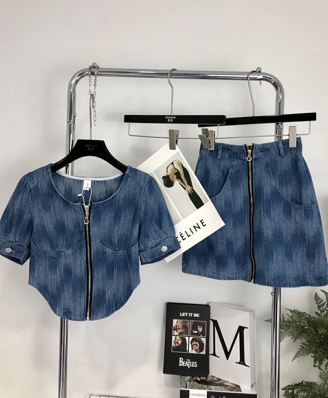New in early summer! [Fanfan fan] Korean fashion denim jacket + casual high waist zipper skirt suit (only suit) 5631# zxx