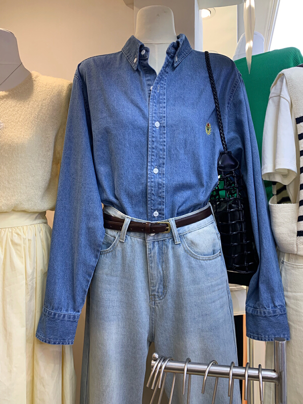 Early spring! 1 [city party] Korean embroidered shirt denim coat 2201# LSW