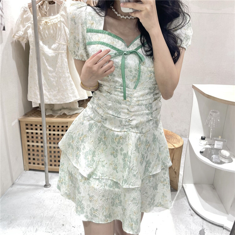 [NC Editio n (new color] square neck floral Pleated Dress z2528# zxx