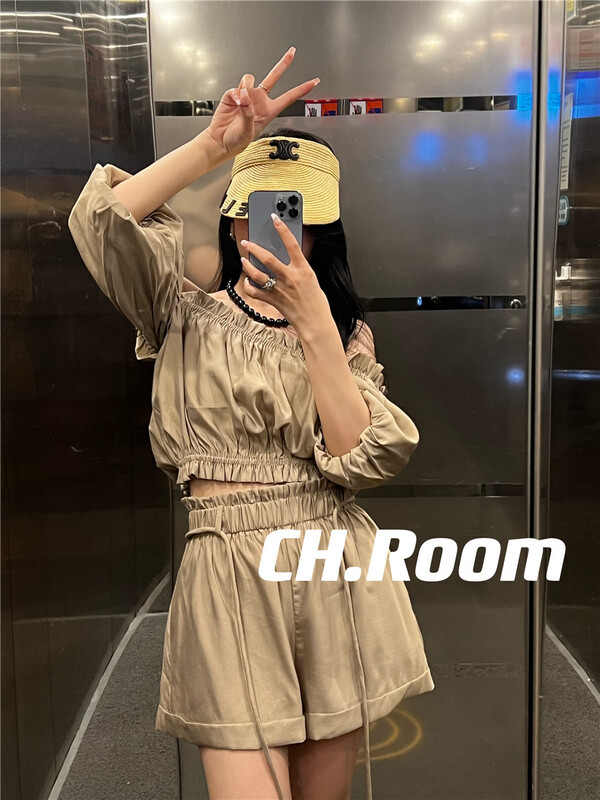 [ch room] off shoulder bubble sleeve blouse + Elastic Waist Shorts Set (only sell sets) 8732# ozq