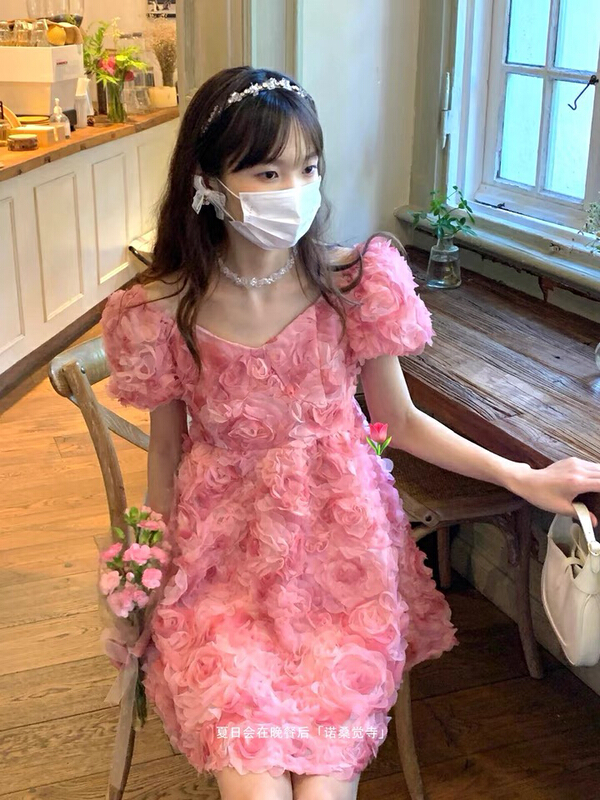 New in early summer! [L.L studio] bubble sleeve three-dimensional rose petal sweet dress 7367# PCZ