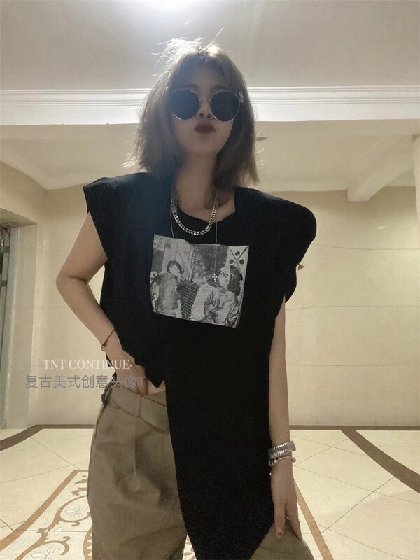 [TNT continue] split comfortable Korean vest / sling 277# L